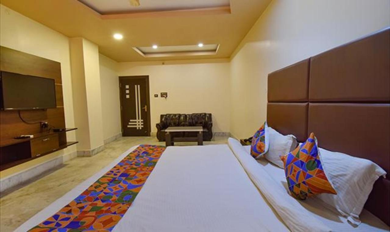 Fabhotel Rr Suites Γουβαχάτι Εξωτερικό φωτογραφία